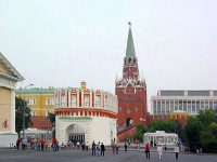 Москва предлагает ходить туристам пешком