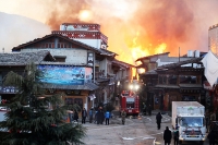 Пожар уничтожил древний тибетский город
