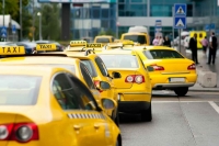 Такси в аэропорт Домодедово оплачивается по фиксированным тарифам