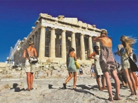 В Грецию прибыло рекордное число иностранных туристов
