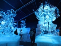 В Брюсселе проходит выставка ледяных скульптур