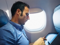 Авиакомпания British Airways разрешила своим пассажирам пользоваться электронной техникой при взлете