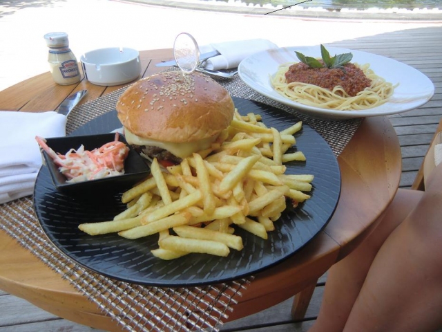 Hamburgers-Maldives