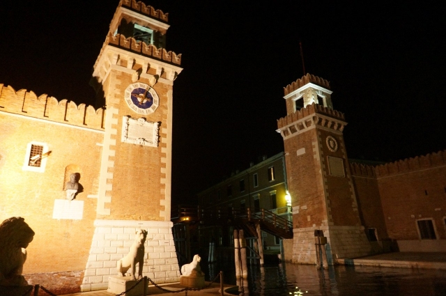 Night-in-Venice