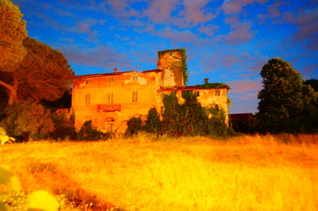 Camaiore_Scary_House