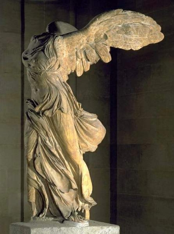Статуя-Ники-Самофракийской