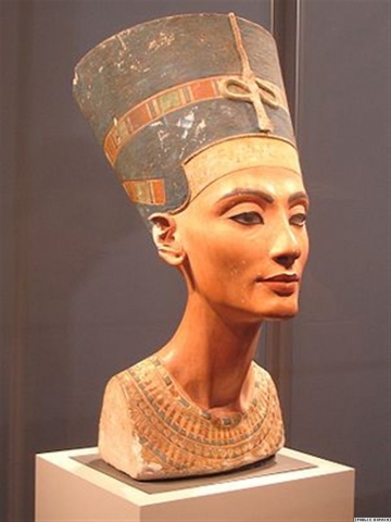 Нефертити