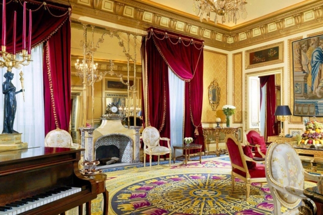 St. Regis Royal Suite