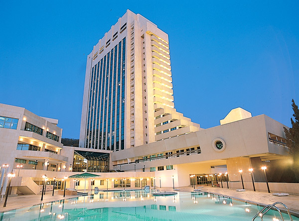 Radisson-SAS-Lazurnaya