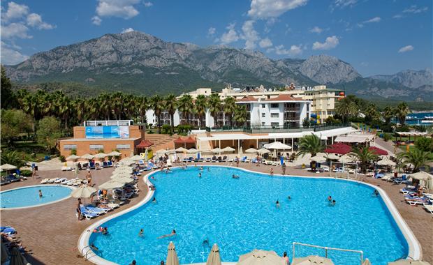 Hotel-Hydros-Club